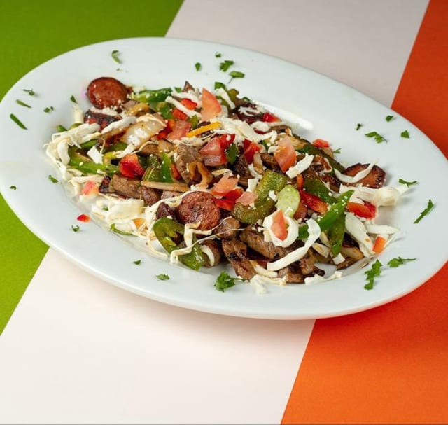 Alambre Platter.