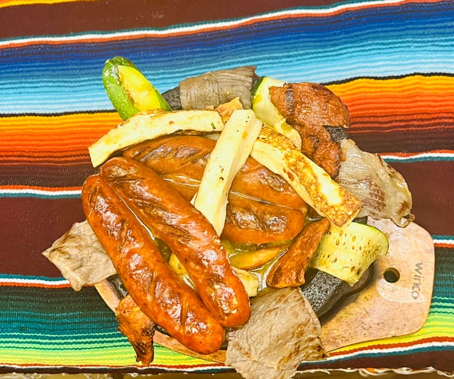 Traditional Molcajete Green.