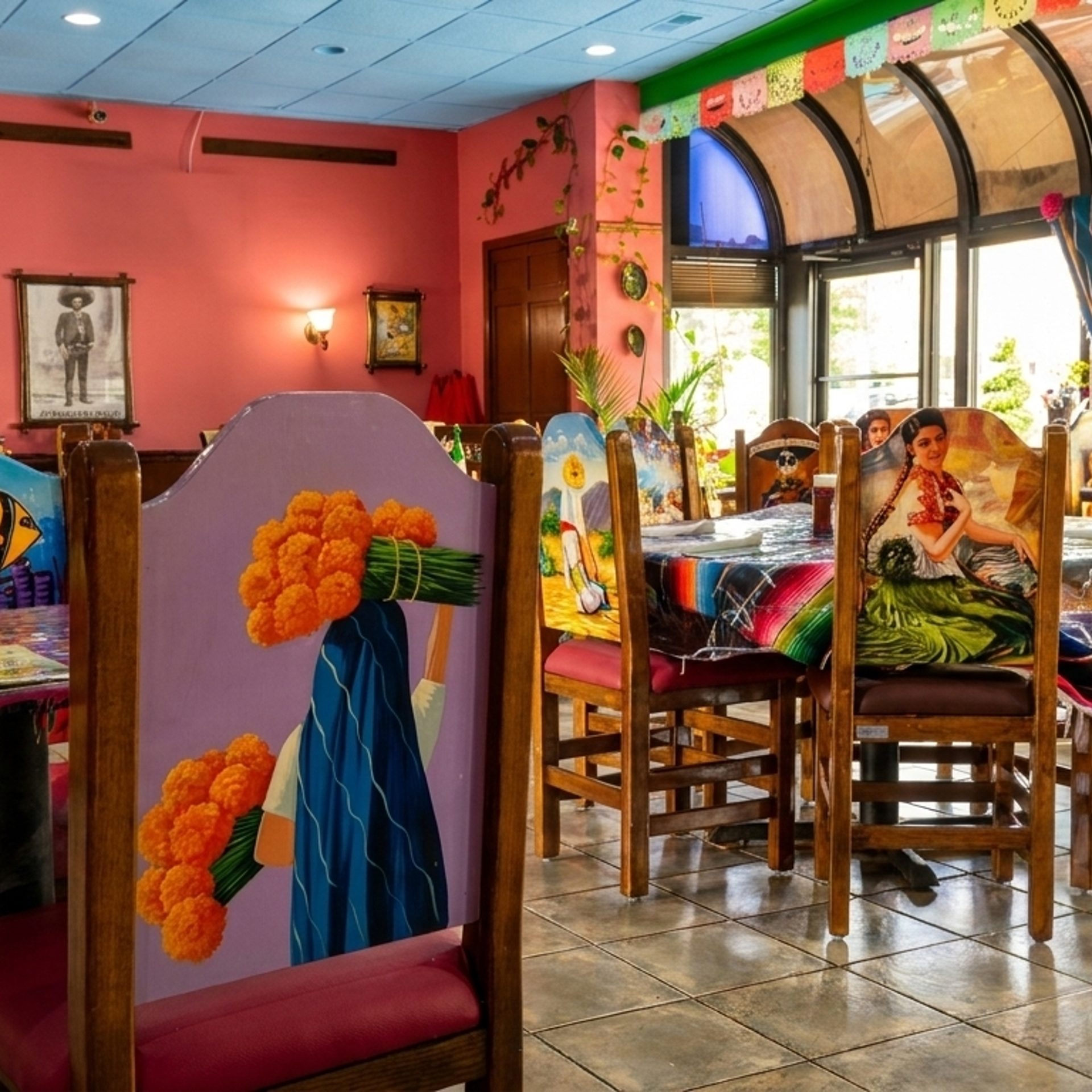 A Dining Room Worth Sitting In
