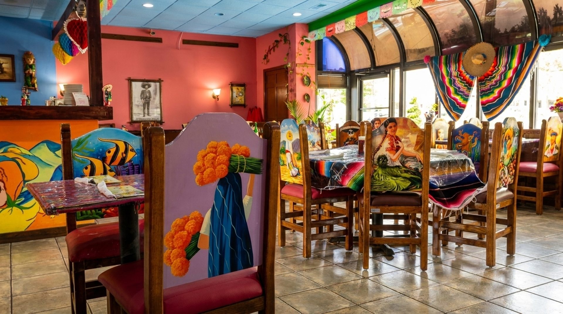 A Dining Room Worth Sitting In